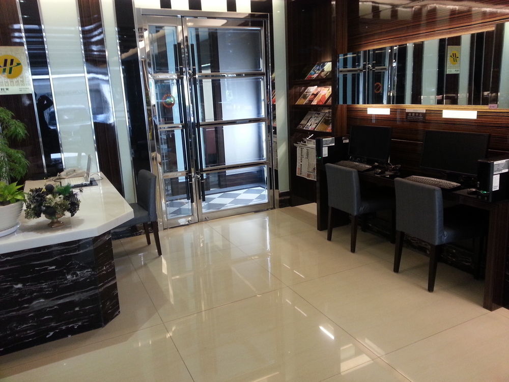 宜都大飯店 Idol Hotel Kaohsiung Exterior foto